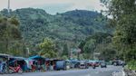 Puncak Hari Ini Lengang Usai Macet Horor