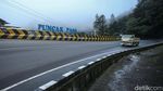 Puncak Hari Ini Lengang Usai Macet Horor