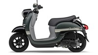 Di Jepang, Yamaha Vino dijual dengan harga 203.500 yen atau setara Rp 25,3 jutaan. Motor ini ditargetkan terjual 10.000 unit setahun di Jepang. Foto: Dok. Yamaha