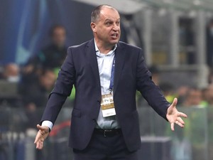 Pelatih Ini Pernah Kalahkan Real Madrid, Kini Ikut Perang Lawan Rusia