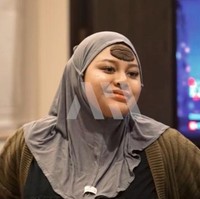 Terakhir ada artis yang baru lahiran, Aurel Hermansyah. Usai melahirkan anak pertamanya bersama Atta Halilintar, Aurel tampak mengenakan pilis di dahinya. Momen saat Aurel mengenakan pilis itu terlihat dalam video unggahan di akun YouTube AH. Bagaimana menurutmu penampilan Aurel saat mengenakan pilis? Foto: YouTube