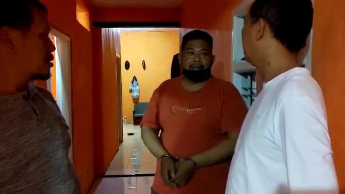 Bos warkop di Mojokerto