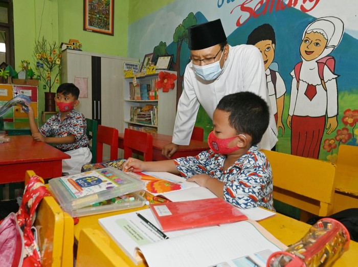 Gus Ipul pantau PTM