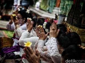 Kalender Bali 21 Juni 2022: Baik untuk Menebang Kayu