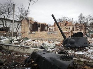 Kendaraan Perang Ukraina Hancur Berserakan di Kherson