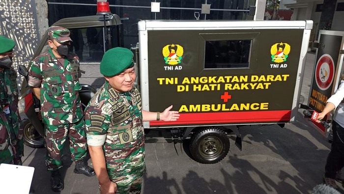 KSAD Jenderal TNI Dudung Abdurachman luncurkan ambulans motor untuk layani warga di derah terpencil yang sulit akses faskes.