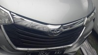 Mobil LMPV yang dilelang oleh Kejari Jakarta Selatan ialah Toyota Avanza berpelat B-1832-VKK. Mobil tersebut masih tersedia kunci namun tanpa surat. Foto: Lelang.go.id