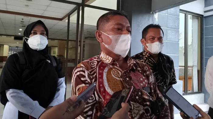 Mahasiswa UIN Suska Riau bercumbu saat zoom kuliah umum. Foto tangkapan layarnya pun tersebar di sosial media.
