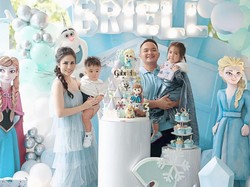 8 Pesona Momo Geisha Tampil di Acara Ultah Anaknya, Bergaya Bak Princess