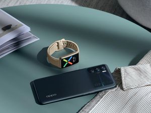 Selain Reno7 Series, Oppo Juga Rilis Smart Watch Terbarunya