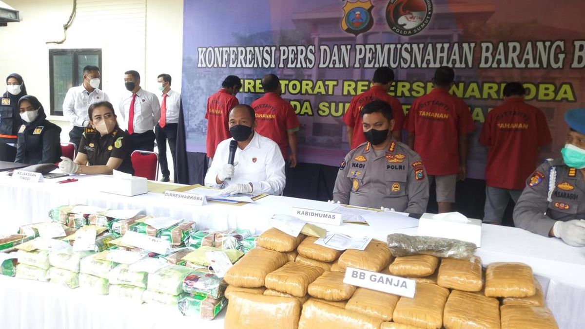 Polda Sumut Ungkap Kasus 53 Kg Ganja-59 Kg Sabu, 6 Tersangka Diamankan