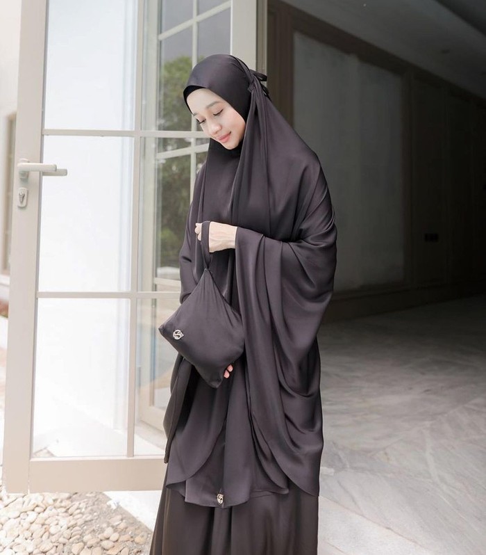 Potret Laudya Cynthia Bella