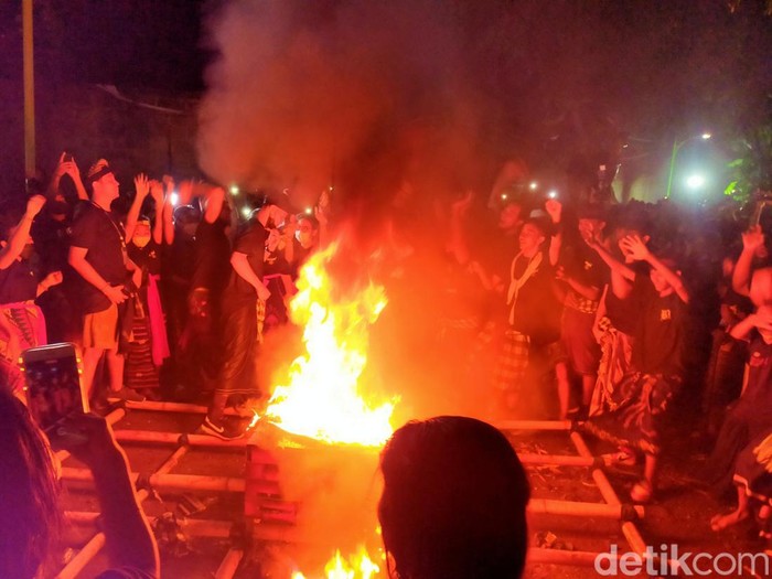 Rangkaian Perayaan Nyepi Tawur Kesanga di Banyuwangi