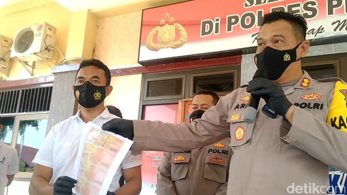 Rilis kasus uang palsu di Polres Pekalongan, Rabu (2/3/2022),