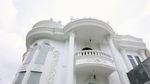 Rumah-rumah Mewah Indra Kenz yang Kini Tinggal Kenangan