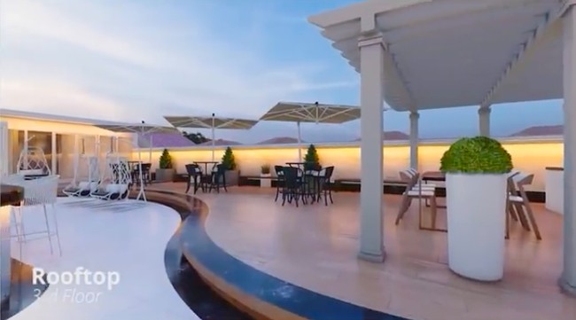 Bagian atas dimanfaatkan sebagai rooftop untuk tempat tongkrongan Kevin dan kawan-kawannya. (Foto: YouTube/Indrakenz)