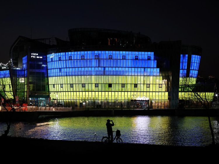 Pulau Sevit di Seoul Refleksikan Bendara Ukraina