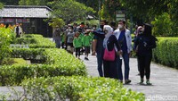 Sri Mulyani mengatakan pada libur panjang tersebut juga tidak ada pembatasan-pembatasan tertentu yang akan dilakukan oleh Pemerintah Kabupaten Klaten di tempat-tempat keramaian dan tempat wisata.