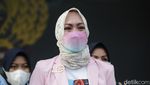 Air Mata Angelina Sondakh Setelah Bebas dari Penjara