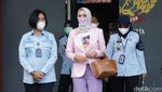 Air Mata Angelina Sondakh Setelah Bebas dari Penjara