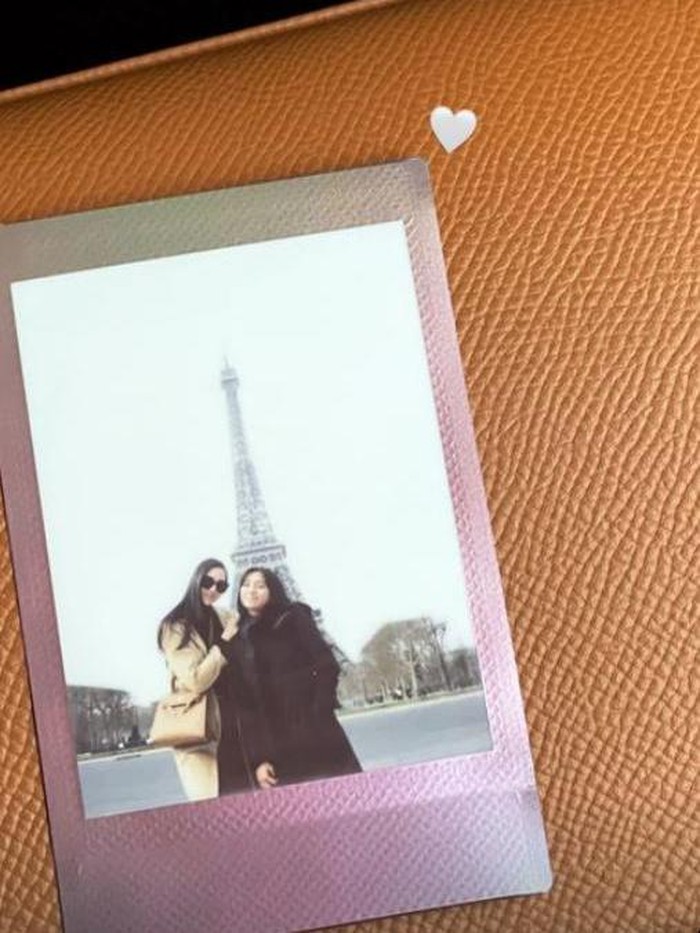 Ariel dan Alleia Ariel dan Alleia