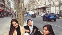 Beberapa video yang viral, memperlihatkan keakraban Anya Geraldine dengan Alleia putri Ariel NOAH. Foto: Instagram