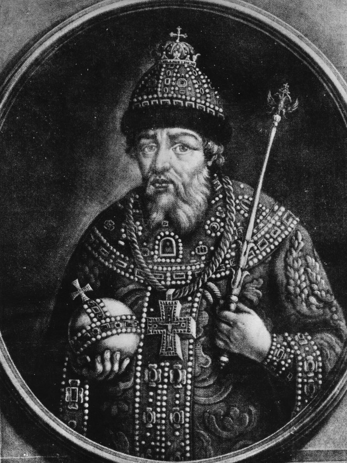 Rusia dulu dipimpin oleh tsar yang otokratis. Ini adalah potret tsar pertama, Ivan IV Vasilyevich.