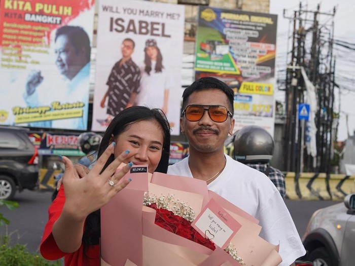 kaisar kumis