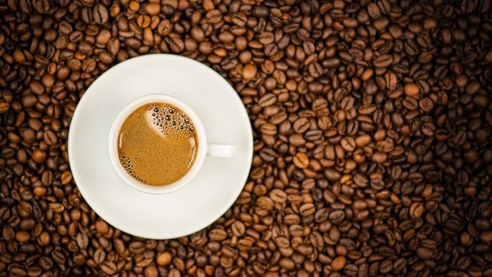 Kasus seorang pria yang meninggal akibat overdosis kafein setara 200 cangkir kopi Kasus seorang pria yang meninggal akibat overdosis kafein setara 200 cangkir kopi