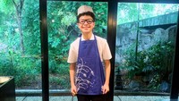 Lewat Instagrammya @keanu_massaid, ia sering membagikan momen seru saat kulineran. Seperti ketika masak nasi goreng yang kemudian dibentuk namanya. Foto: Instagram @keanu_massaid