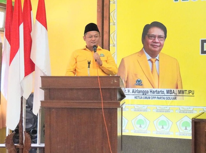 Ketua DPD Golkar Jawa Timur Sarmuji
