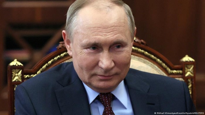Mengenal Vladimir Putin: Keluarga hingga Karier Politiknya