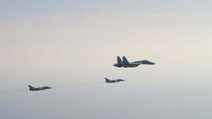 A view of four Russian fighter jets violating the airspace, east of Gotland,  Sweden, Wednesday, March 2, 2022. Sweden says four Russian fighter jets violated its airspace over the Baltic Sea on Wednesday. The four aircrafts — two SU-27 and two SU-24 fighters — flew briefly over Swedish airspace east of the island of Gotland, according to a statement from the Swedish Armed Forces. (Swedish Air Force/TT News Agency via AP)