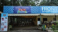 Kawasan Puncak, Bogor, punya daya tarik tersendiri bagi wisatawan. Kendati sering macet, tetap saja banyak wisatawan yang ingin ke sana.