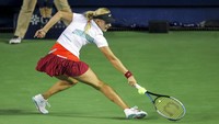 Saya dalam suasana hati yang sangat sedih, tetapi saya senang bahwa saya di sini bermain tenis. Saya cuma fokus sejak awal. Saya sedang menjalankan misi demi negara saya, lanjut petenis berusia 27 tahun itu.