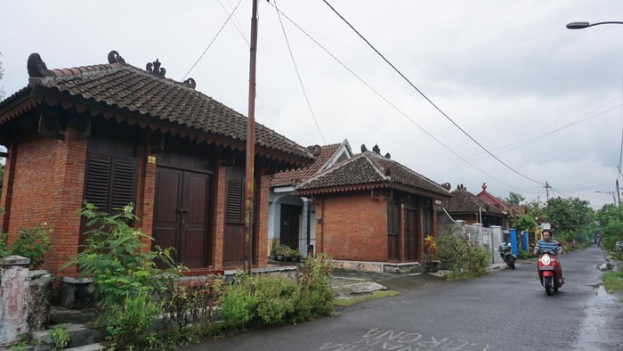 Tak Kalah dengan Desa Adat Bali, Mojokerto Punya Kampung Majapahit yang Eksotis