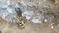 Lingkup pekerjaan terdiri dari pembangunan zona landfill, instalasi pengolahan lindi, unit perkerasan jalan operasional, unit gerbang TPA dan pintu portal, pos jembatan timbang, unit kantor pengelola, unit garasi dan bengkel alat berat dan truk, dan unit tempat cuci truk. Selain itu juga sedang dilakukan review untuk rencana pembangunan unit sorting, unit composting, serta pekerjaan biodigester dan sarana pelengkap.