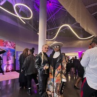 Tak hanya sebagai bintang tamu yang berpose di karpet merah, kehadiran Agnez Mo juga spesial karena ia mendebutkan lagu terbarunya, Patience, di Billboard kategori R&B New and Active.Foto: Instagram @agnezmo