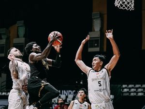 Diisukan Hengkang, Samuel Devin Bertahan di Bima Perkasa Jogja