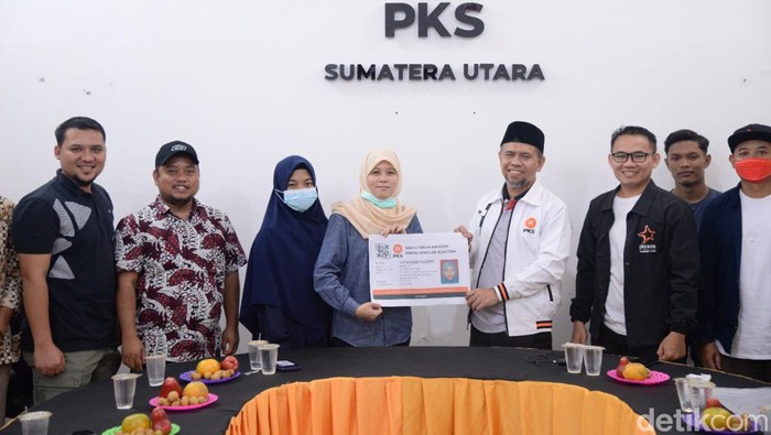 Eks Sekretaris Pemenangan Bobby bergabung dengan PKS