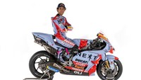 Gresini Racing kini memakai motor Ducati. Livery mereka pun berbeda dari yang lain, yakni memakai warna biru pucat dengan sedikit corak merah. Enea Bastianini dan Fabio Di Giannantonio akan memakai motor ini. Foto: Dok. Gresini Racing