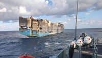 Setelah terbakar selama beberapa hari, Felicity Ace tenggelam pada Selasa (1/3) pagi pukul 9.00 waktu setempat, berjarak sekitar 407 km dari Kepulauan Azores di Samudera Atlantik. (Portuguese Navy)