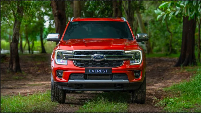 Ford Everest generasi ketiga