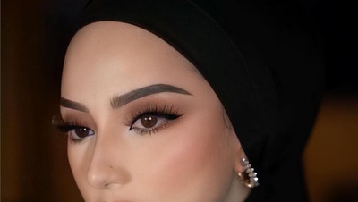 10 Foto Selebgram Hijab, Istri Doni Salmanan, Suaminya Terseret Kasus Binomo