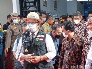 Gencar Resmikan Pasar dan Alun-Alun, RK Ditantang Tinjau Jalan Rusak Cianjur