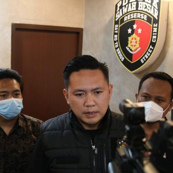 Kapolsek Sawah Besar Kompol Maulana Mukarom