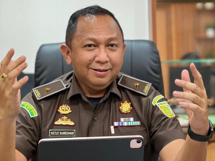 Kapuspenkum Kejagung Ketut Sumedana