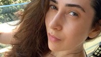 Meski tanpa makeup, wajah Karisma Kapoor tetap glowing. (Foto: dok. Instagram @therealkarismakapoor) 