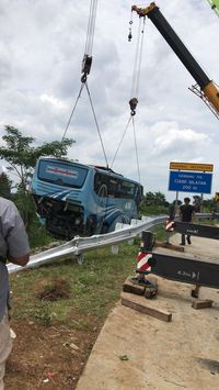 Kecelakaan Bus Tewaskan 2 Orang Di Tol Bocimi, Ini Kata Pengelola