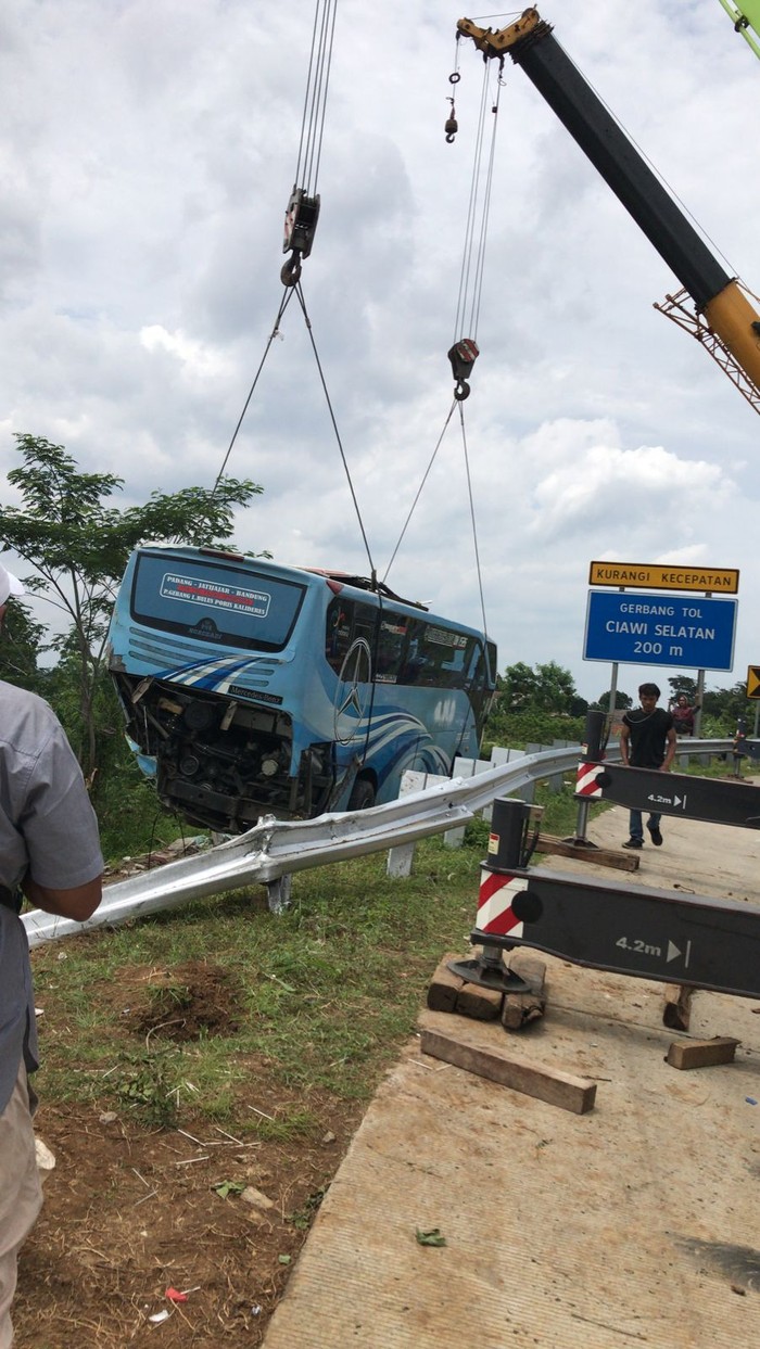 Kecelakaan di Tol Bocimi, Bogor (Dok istimewa)